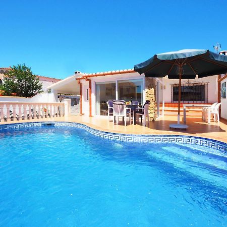 Holiday Home Peni By Interhome Емпуриабрава Екстериор снимка