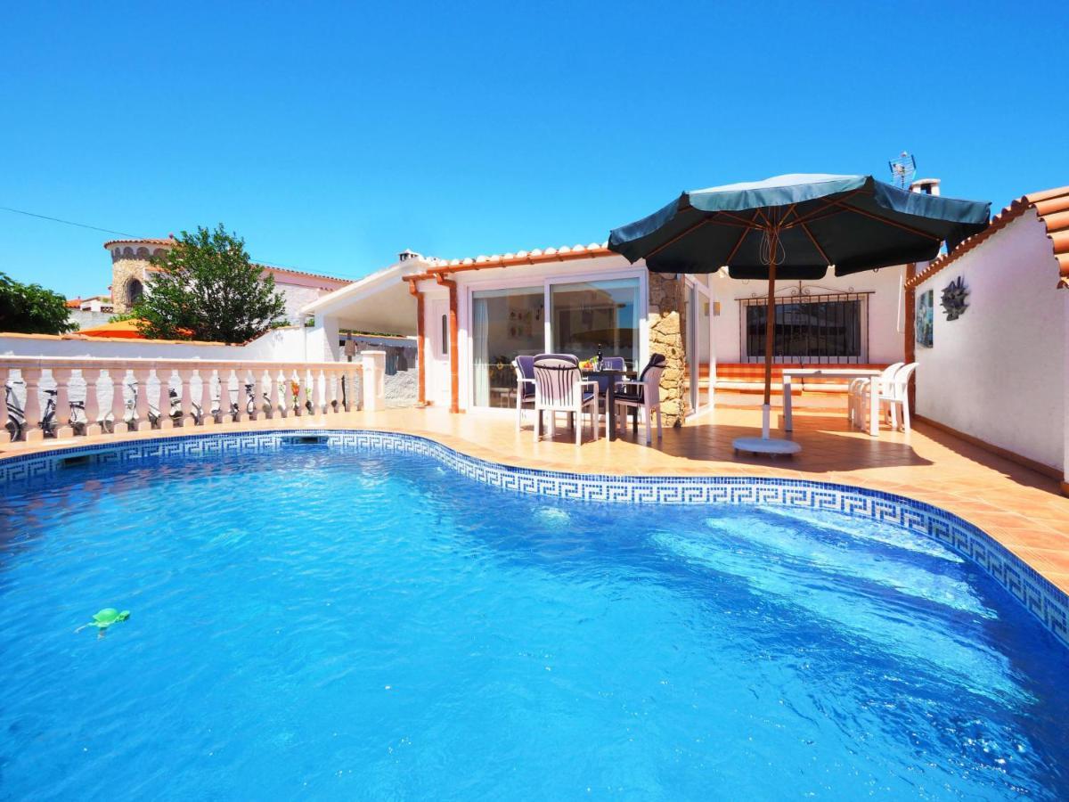 Holiday Home Peni By Interhome Емпуриабрава Екстериор снимка